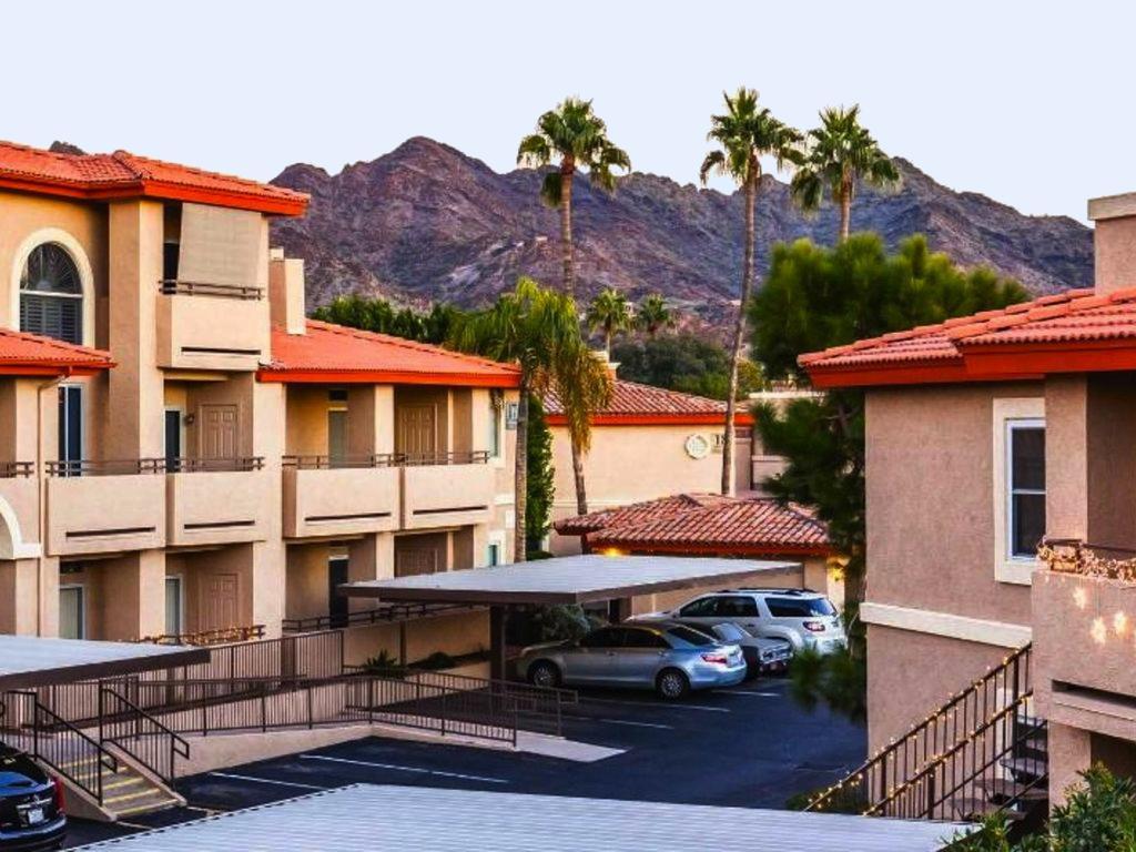 Private Resort Community -- ½ Mile Walk To Hiking & Biking At N. Mtn. Preserve! Phoenix Exteriér fotografie